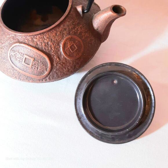 Unsigned Nanbu Cast Iron Japanese Teapot Cups And Saucers Set - Picture 11 of 16
